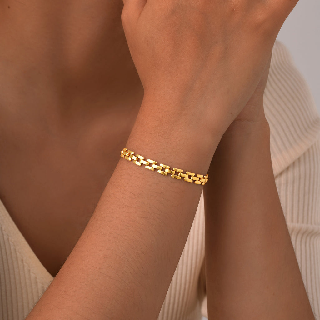Celeste Gold Chain Bracelet