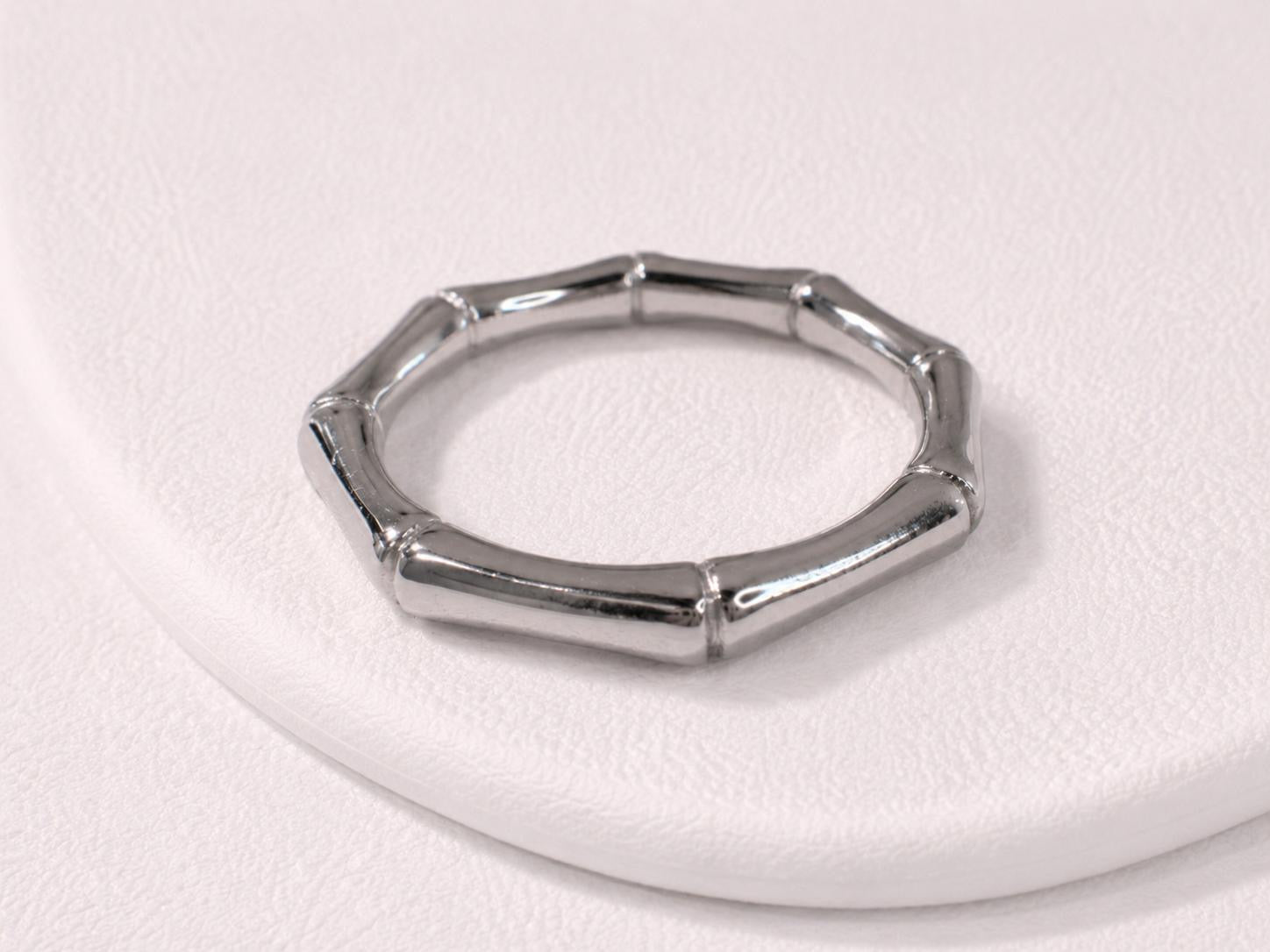 Nova Stem Ring